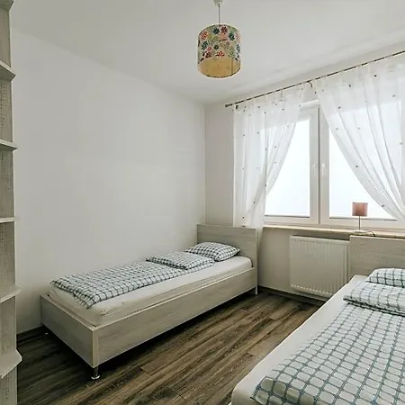 Morska 2 3*